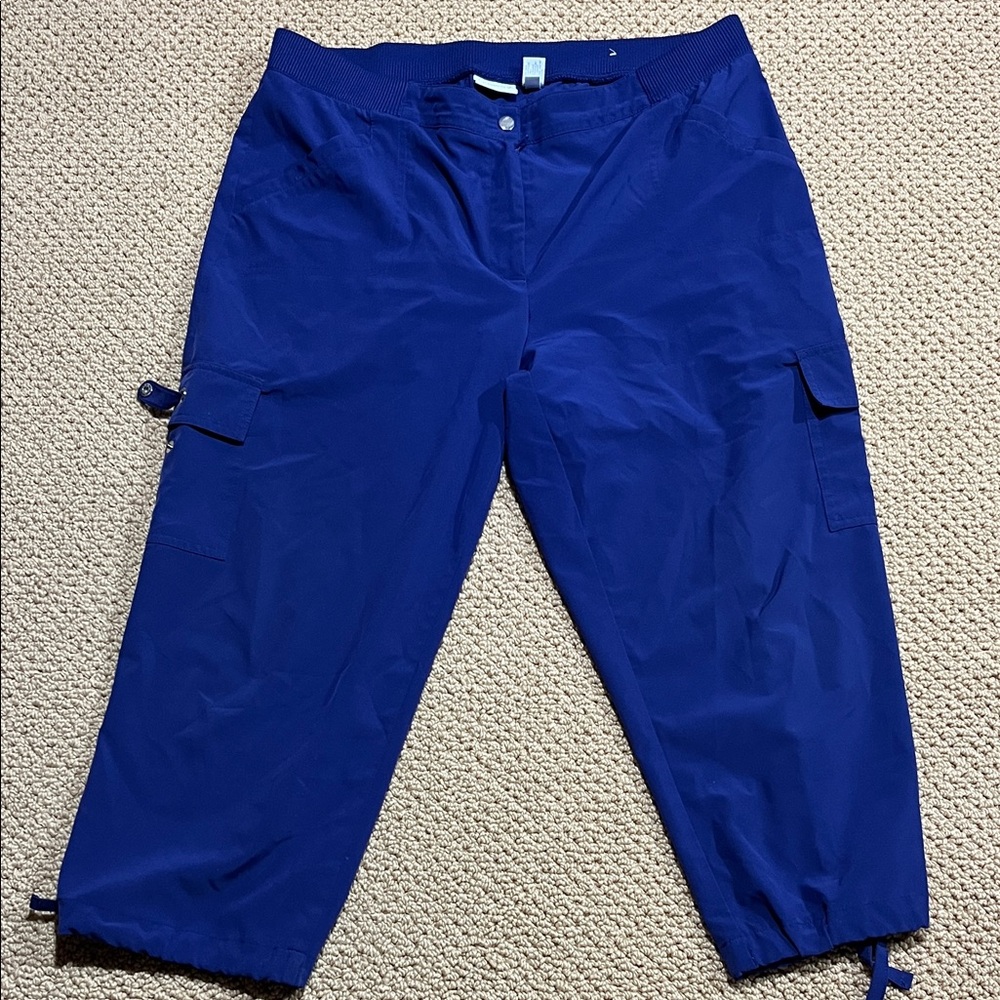 Relaxed Cargo capris Blue - Casual Utility Style